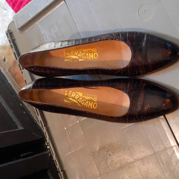 Salvatore Ferragamo shoes - Picture 2 of 5